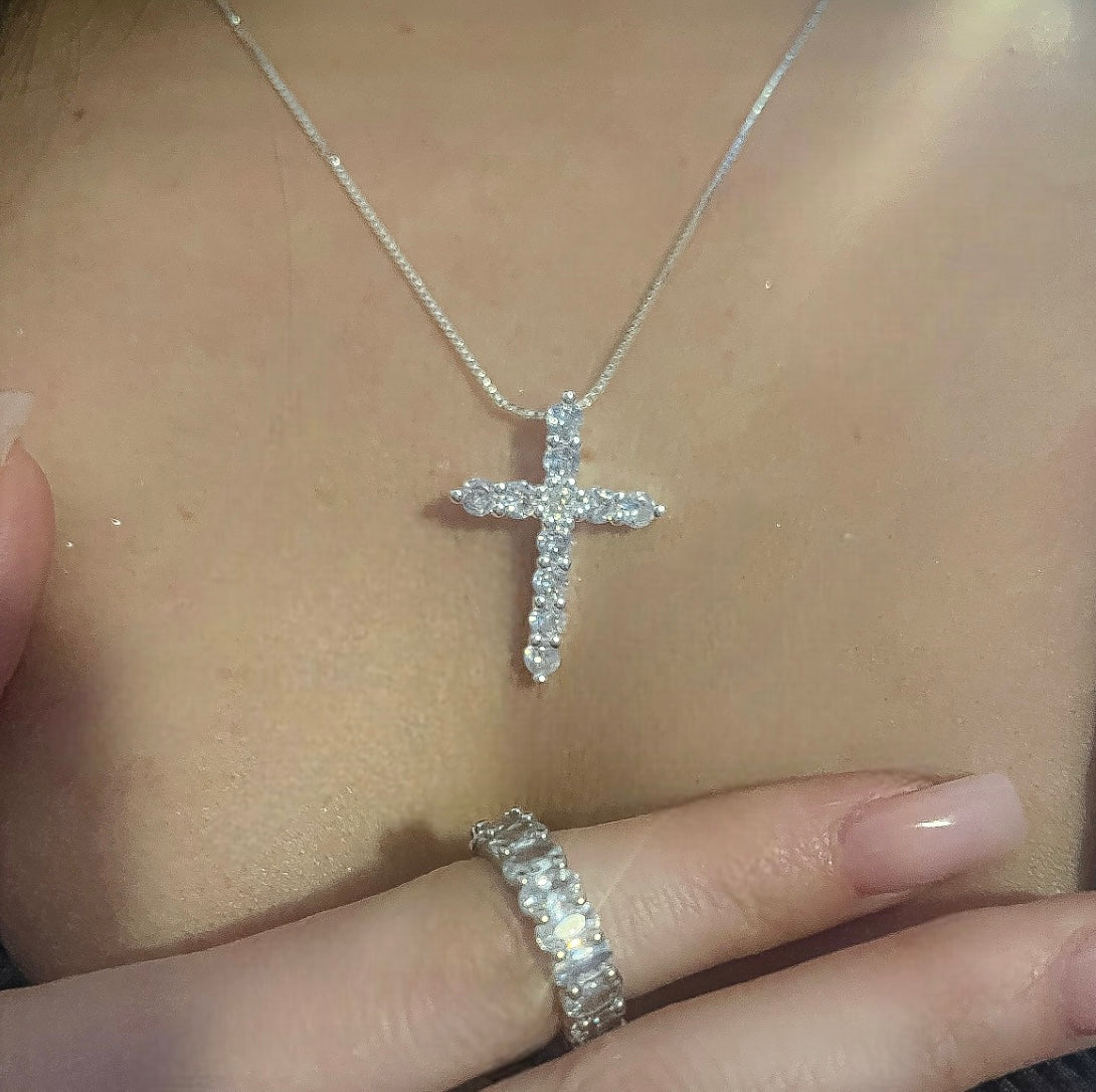 MAJESTY CROSS